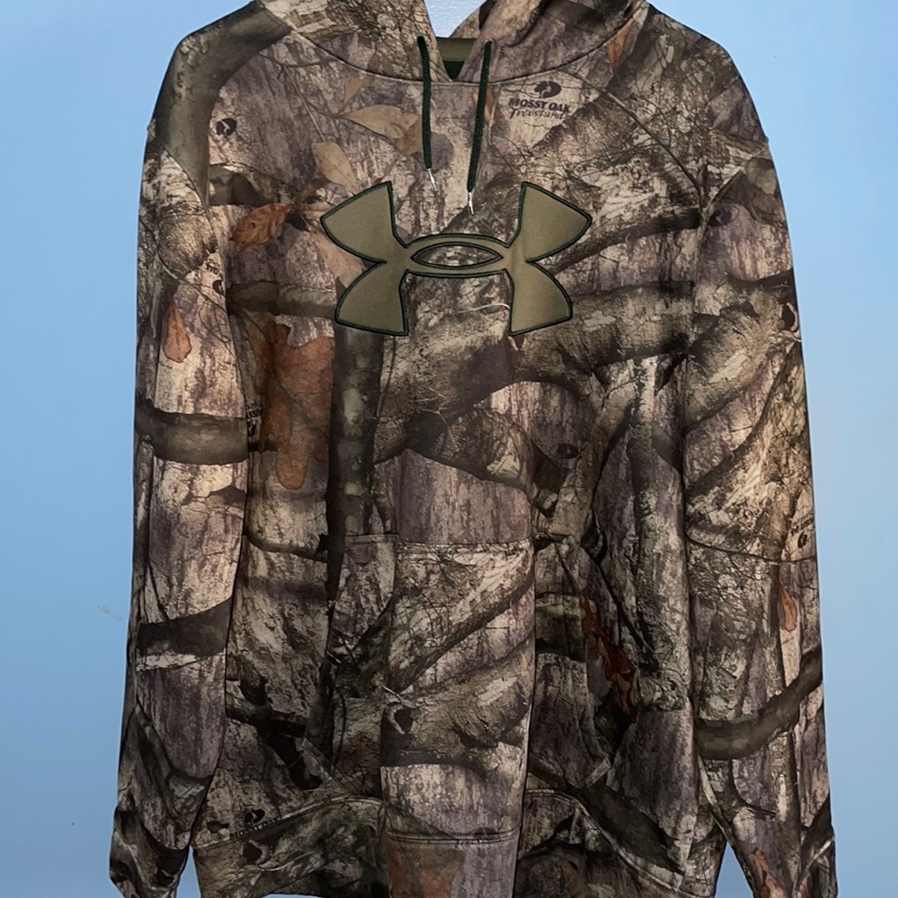 Men’s Camo Sweatshirt
